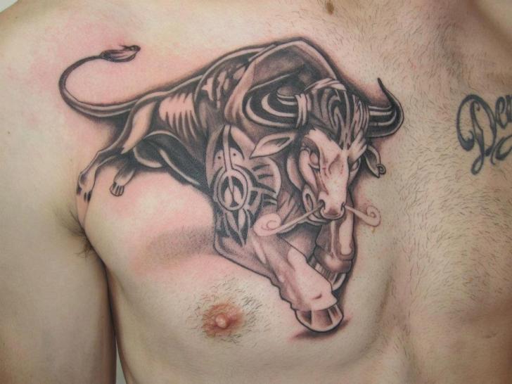 10 Magnificent Tribal Bull Tattoos