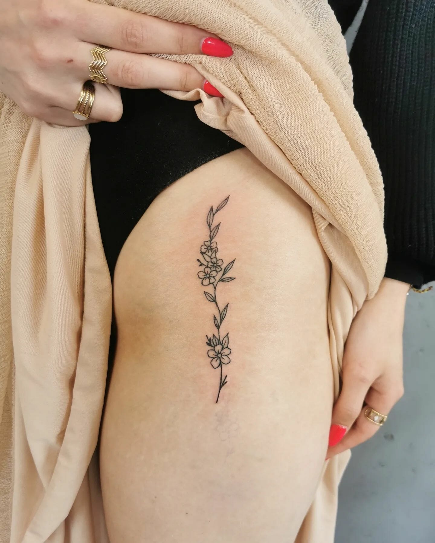 101 Best Minimalist Simple Hip Tattoos Ideas That Will Blow Your Mind
