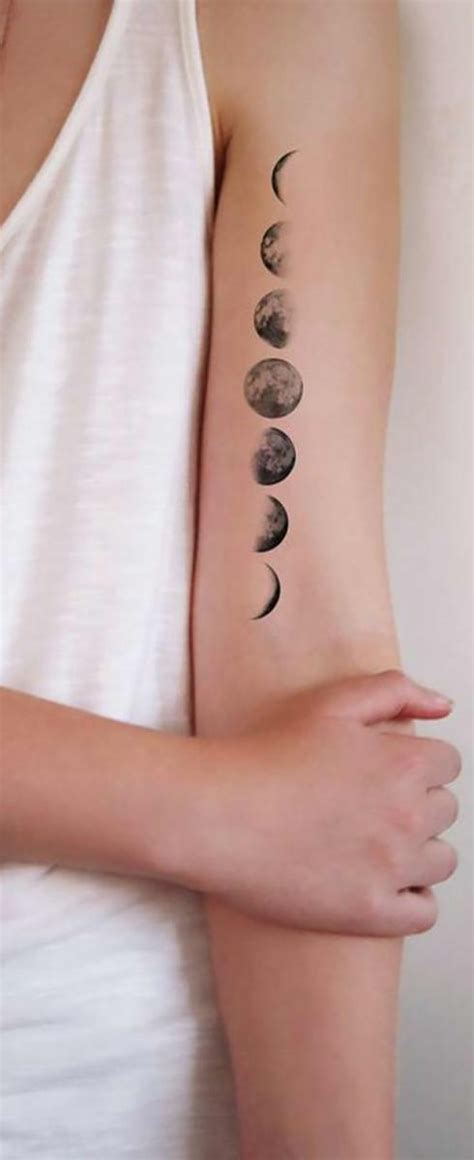 30 Meaningful Moon Tattoos Amp Moon Phase Tattoo Ideas Moon Phases Tattoo Moon Tattoo Moon