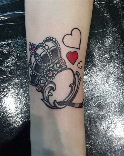 35 Adorable Queen Of Hearts Tattoo That Will Steal Your Heart 35 Adorable Queen Of Hearts Tattoo That Will Steal Your Heart