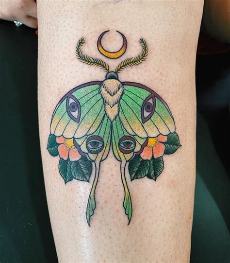 45 Amazing Luna Moth Tattoo Ideas