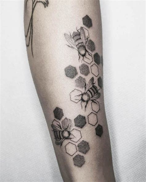 49 Unique Bee Tattoos With Meaning Our Mindful Life Artofit