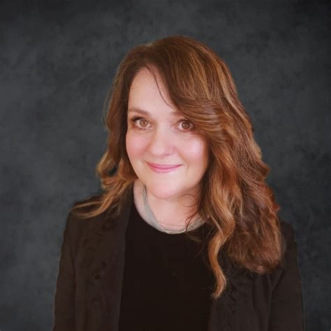 About Shelly Mcneil Realtor