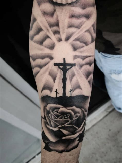 Cross Tattoos With Sun Rays