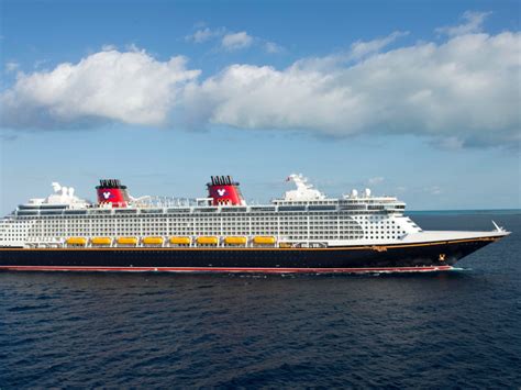 Disney Dream Cruise Ship Capacity What You Need To Know Disney By Mark