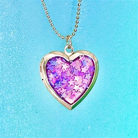 Edible Heart Locket: Sweet Wearable Treats for Loved Ones