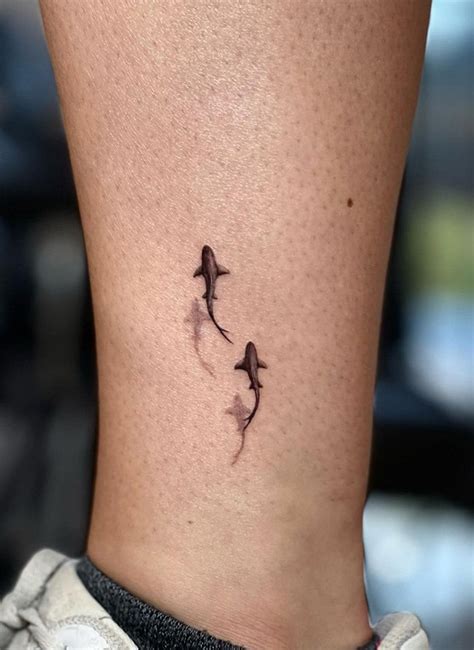 Feminine Cute Shark Tattoo Ideas & Designs