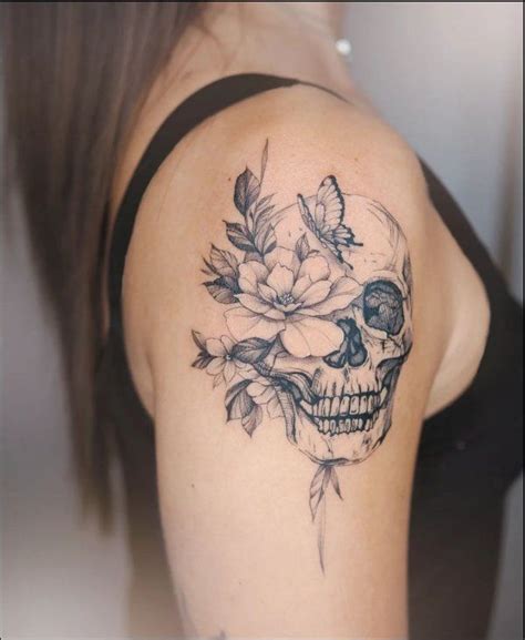 Feminine Skull Tattoos: Pretty & Delicate Designs