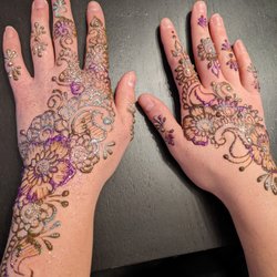 Top Henna Artists Near You: Find Your Perfect Design