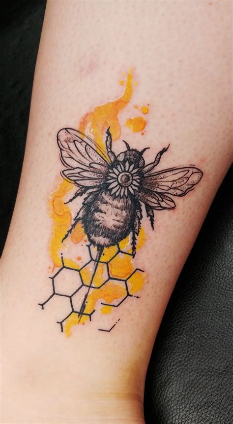 Stunning Honey Bee Tattoo Ideas & Meanings