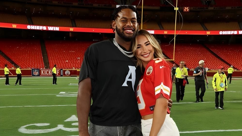 In Photos Chiefs Wr Juju Smith Schuster Proposes To Girlfriend Laura In Photos Chiefs Wr Juju Smith Schuster Proposes To Girlfriend Laura
