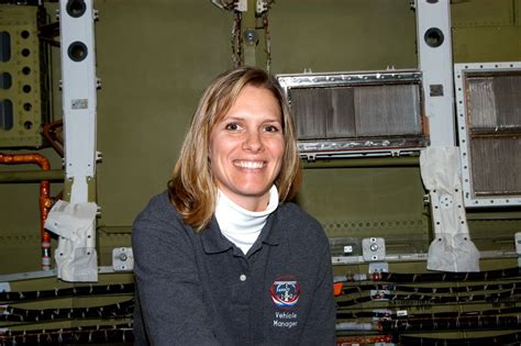 Kennedy Space Center Fla Stephanie Stilson Left Nasa Vehicle