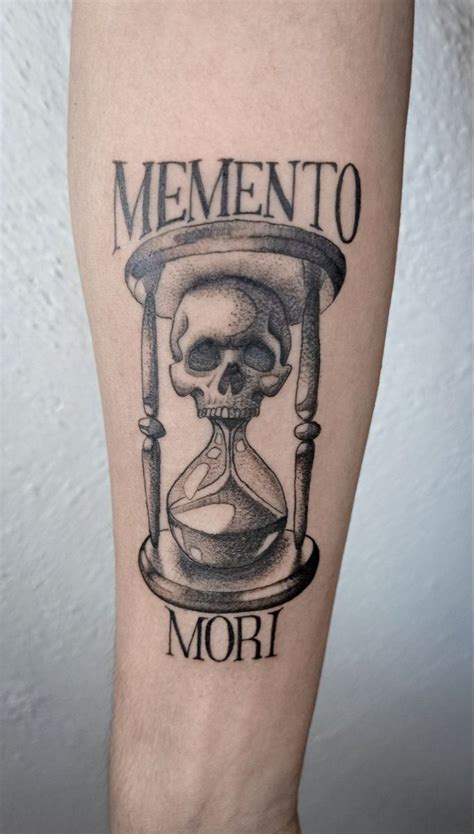 Memento Mori Hourglass Tattoo: Symbolism & Design Ideas