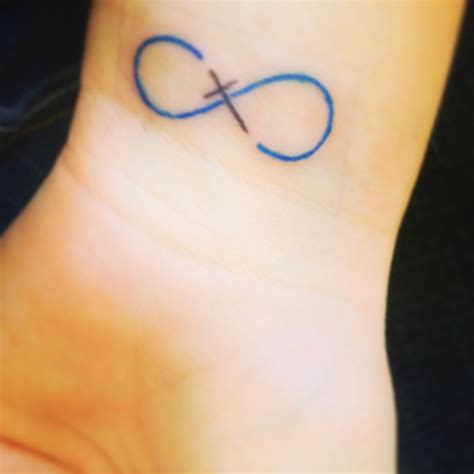 My Infinity Cross Absolutely Love It Cool Cross Tattoos Cross Tattoo
