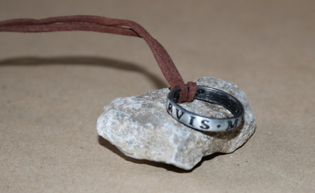 Nathan Drake Ring Pendant Sic Parvis Magna Uncharted Nathan Etsy