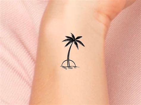 Palm Tree Tattoo Small: Cute & Minimalist Ideas