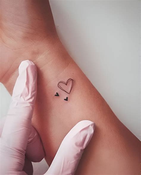 Pin By Bel N On Tattoos Simple Heart Tattoos Little Heart Tattoos Pin By Bel N On Tattoos Simple Heart Tattoos Little Heart Tattoos