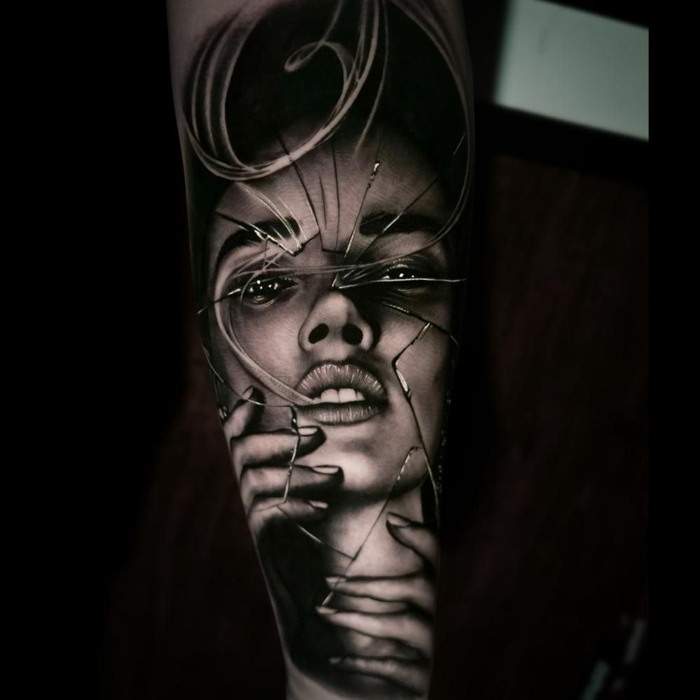 Pin By Nanda On Tattoo Girls Forearm Tattoo Women Stylist Tattoos