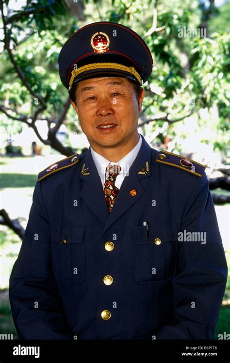 Senior Military Officer Chinese Hi Res Stock Photography And Images Alamy Senior Military Officer Chinese Hi Res Stock Photography And Images Alamy