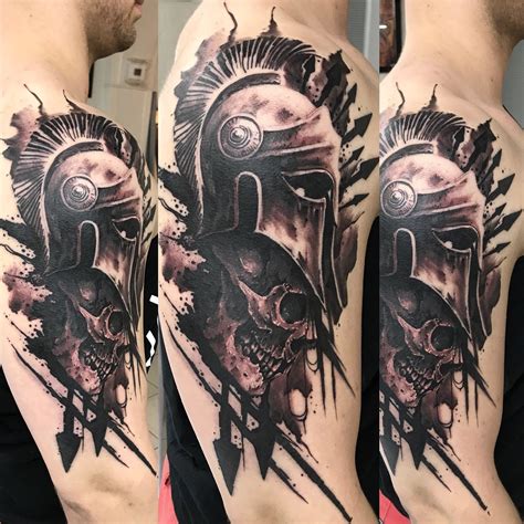 Spartan Helmet Tattoos Skull And Spartan Helmet Tattoo By Enoki Soju
