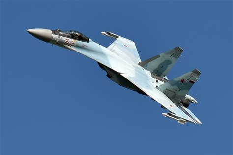 Sukhoi Su 35 Of Russian Air Force Fly Above Sky Aeronef Net Sukhoi Su 35 Of Russian Air Force Fly Above Sky Aeronef Net