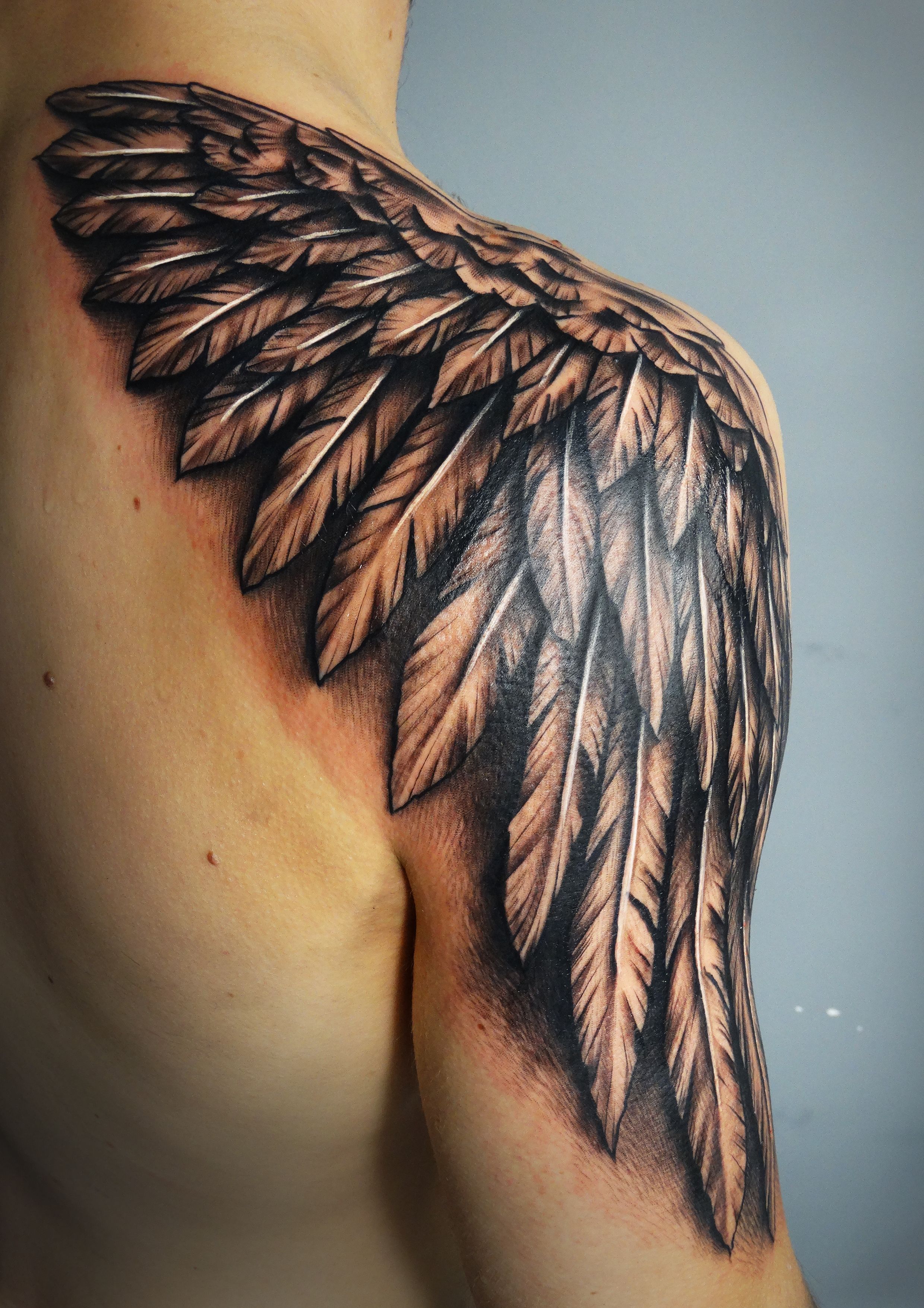 Soaring Freedom: Tattoo of Eagle Wings Design Ideas