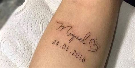 Tatuajes de Fechas de Nacimiento: Ideas y Significados