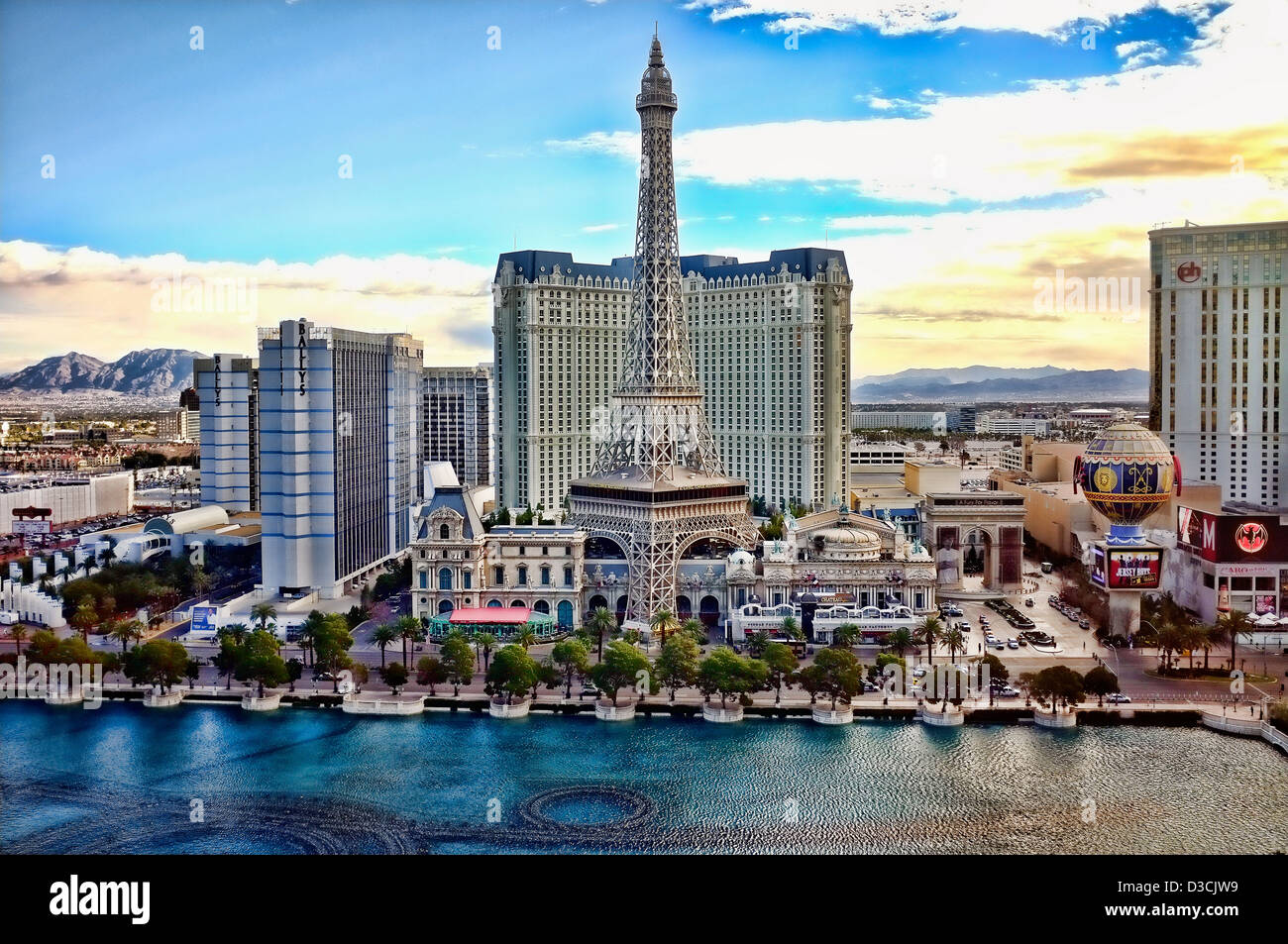 The Las Vegas Skyline At Dawn Stock Photo Alamy