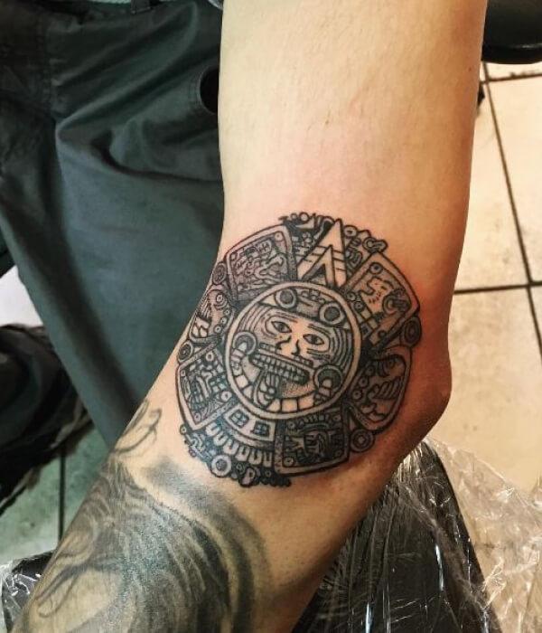 The Timeless Allure Of The Aztec Calendar Tattoo Art And Design