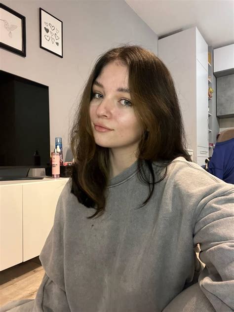 U Bold Trailblazer Lily On Reddxxx The Nsfw Browser