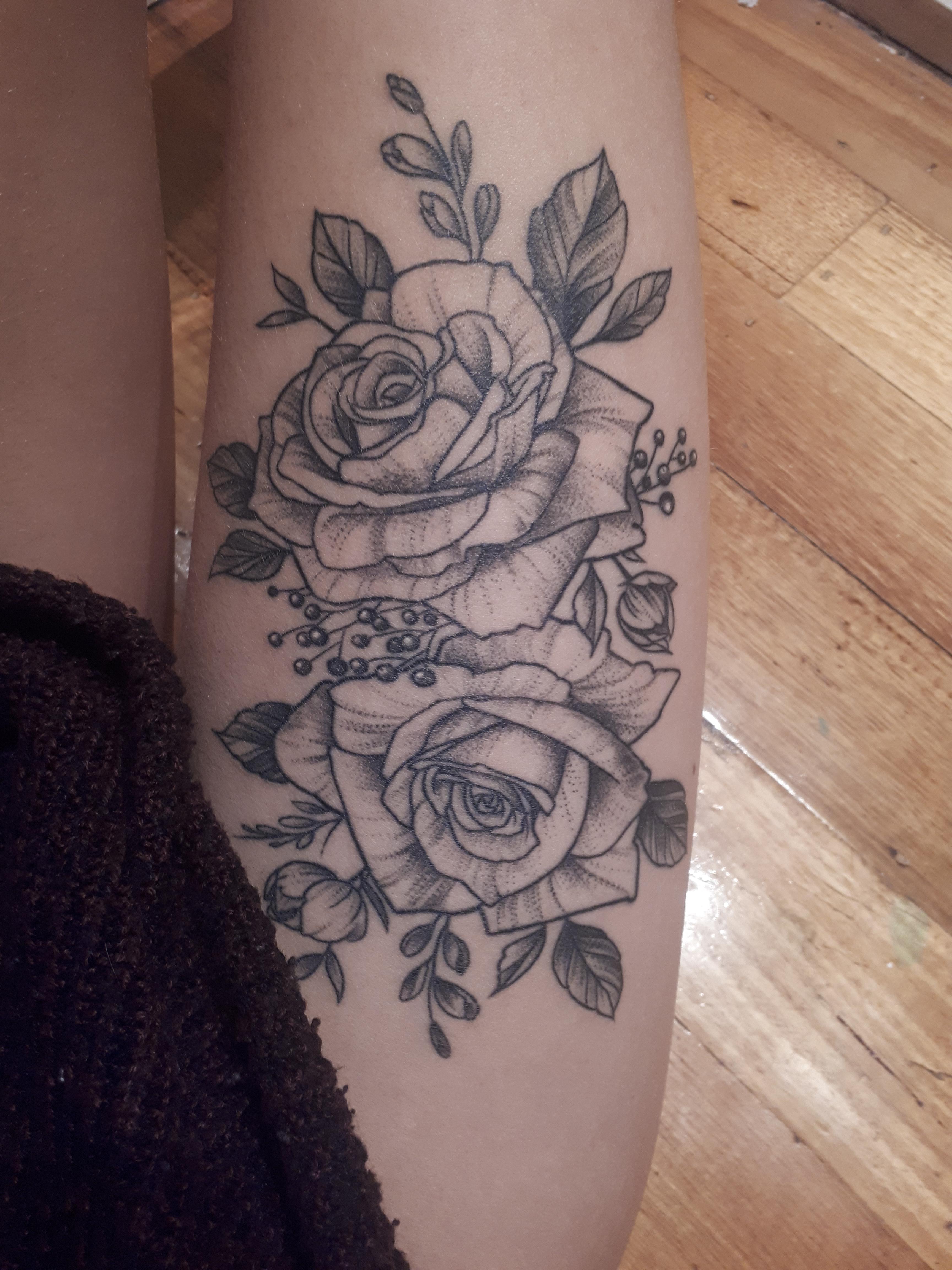 Upper Thigh Tattoos Roses