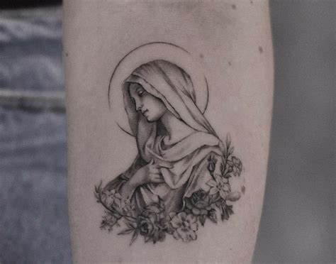 15 Unique Virgin Mary Tattoo Designs for Devotees  
Elegant Virgin Mary Tattoo Ideas for Spiritual Expression  
Timeless Virgin Mary Tattoo Concepts to Inspire Your Faith  
Beautiful Virgin Mary Tattoo Styles for Meaningful Body Art  
Creative Virgin Mary Tattoo Inspirations for Believers