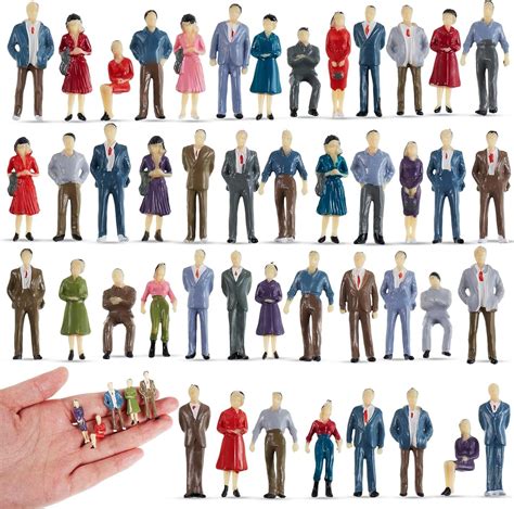 We the People Figurines: Celebrate American Democracy in Style