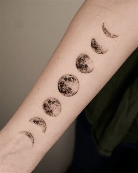 Women's Moon Phases Tattoo: Trendy Designs & Meanings
